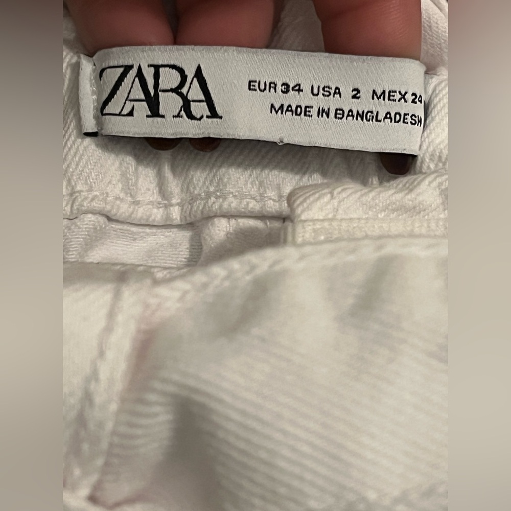 Zara White High-Waisted Women's Shorts - Picture 9 of 10